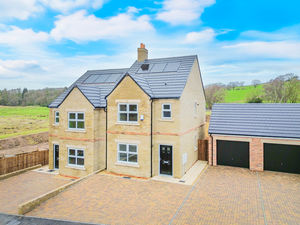 Photo 7- click for photo gallery